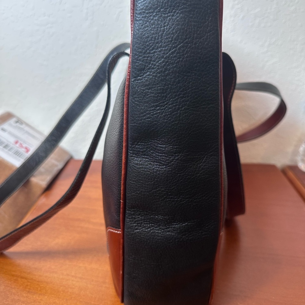 Bally Black and Red Shoulder Bag - Picture 3 of 14